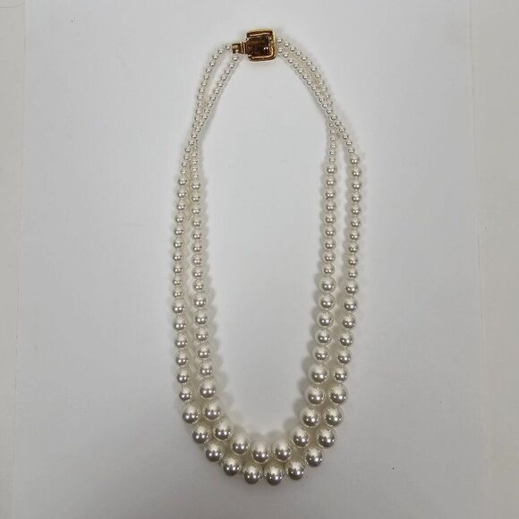 Vintage Faux Glass Imitation Pearl White Graduated Double Strand Choker Necklace - Picture 5 of 12